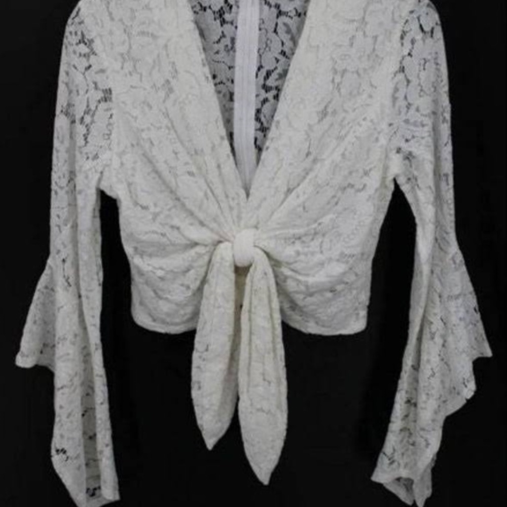 Vici off white lace tie top